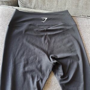 COPY - Gym shark leggings and thrasher top!